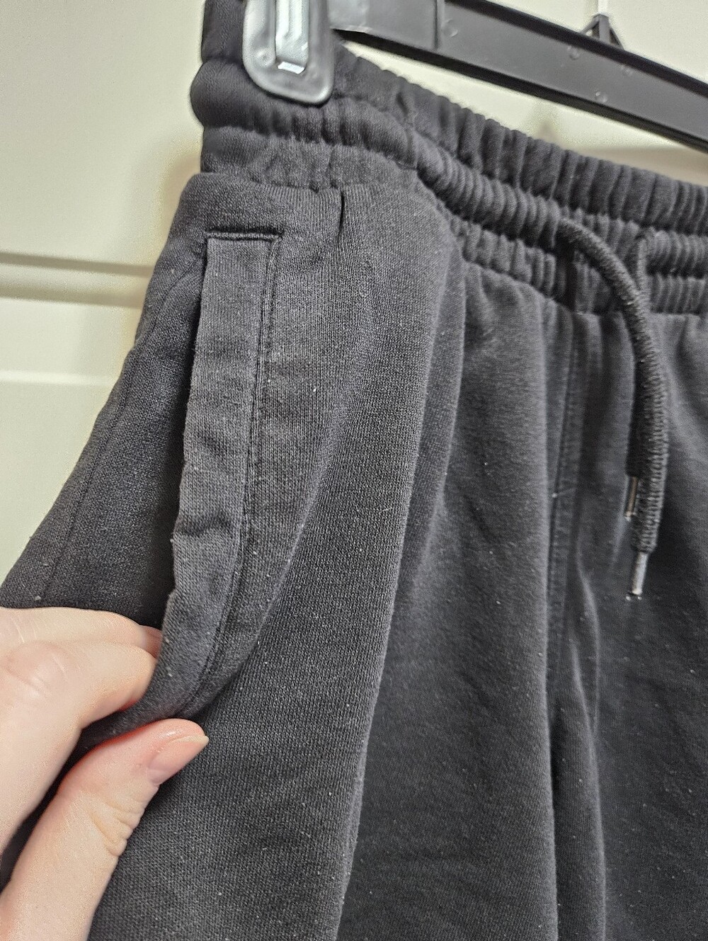 H&M Drawstring Sweatshorts - Picture 6 of 6